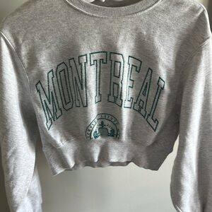Garage Montreal cropped crewneck